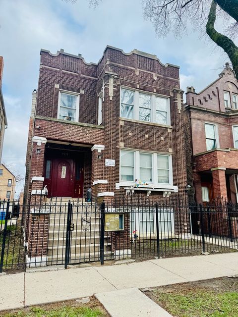 Photo of 2521 S Saint Louis Avenue, Chicago, IL 60623 (MLS # 12640850)