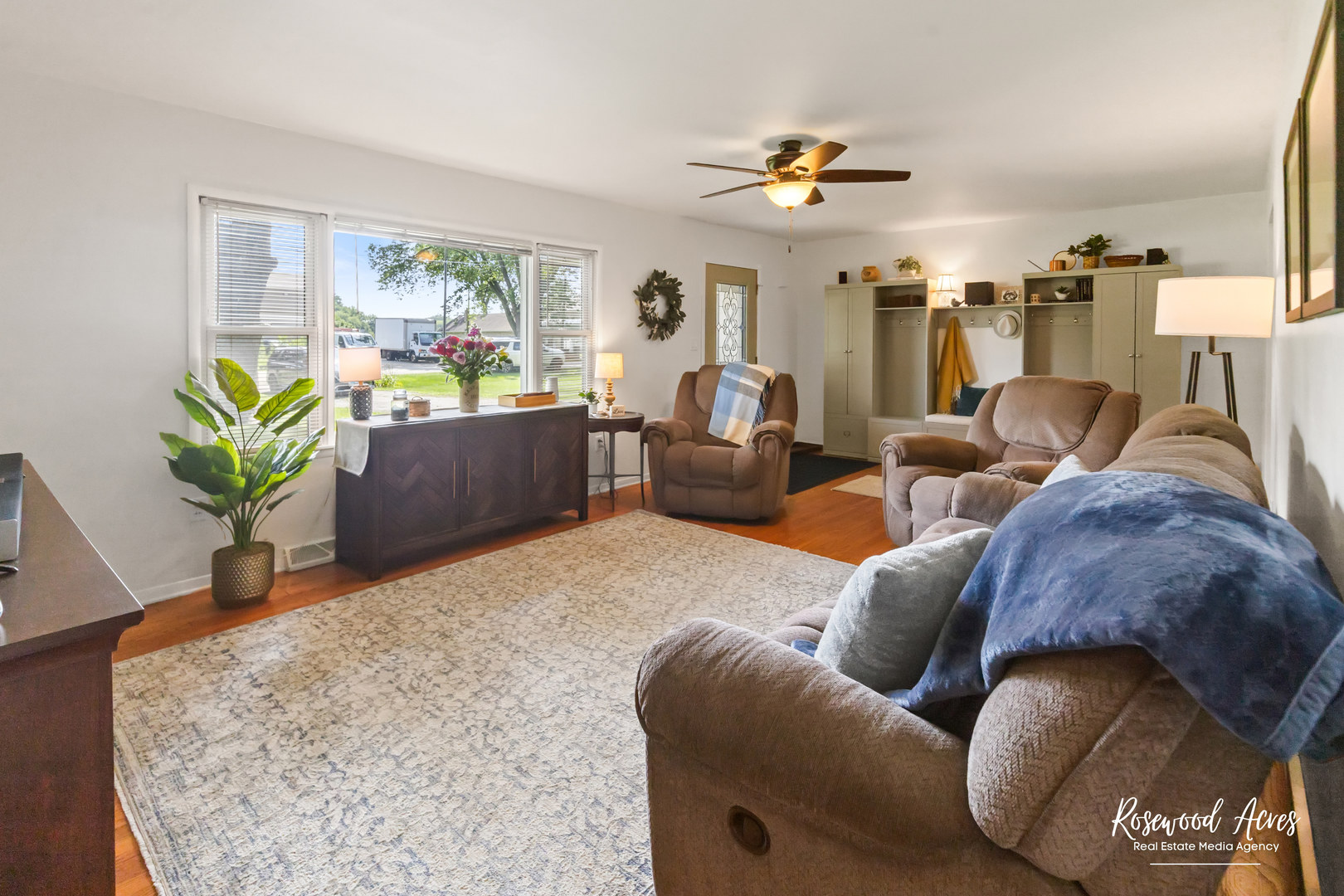 3090 River Road