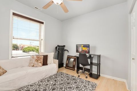 Tiny photo for 4714 S Evans Avenue #3N, Chicago, IL 60615 (MLS # 12558119)