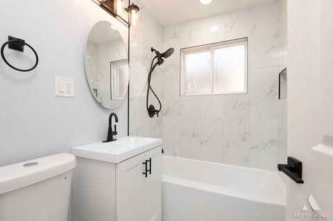 Tiny photo for 8834 S Oglesby Avenue, Chicago, IL 60617 (MLS # 12739027)