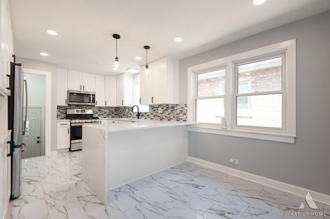 Tiny photo for 8834 S Oglesby Avenue, Chicago, IL 60617 (MLS # 12739027)