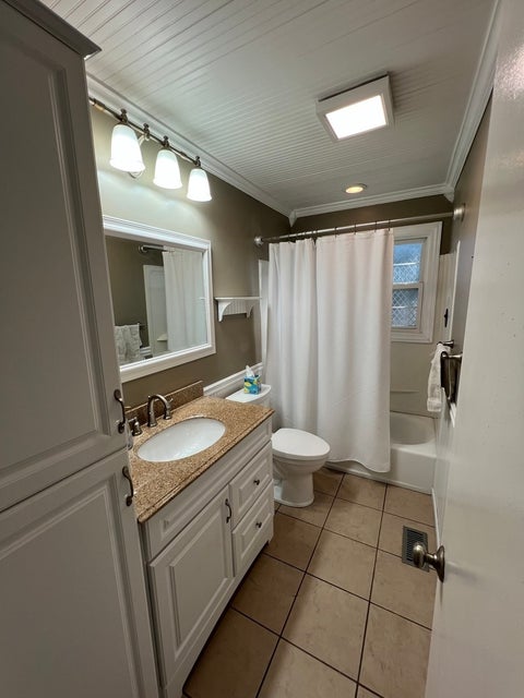Tiny photo for 5717 Dover Road, Oak Forest, IL 60452 (MLS # 12738054)