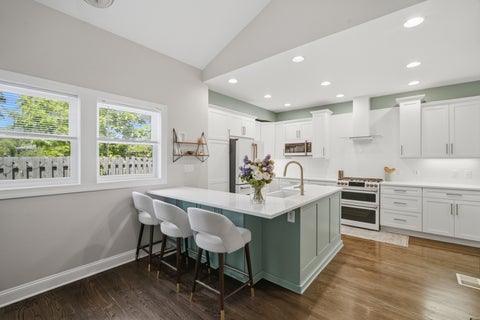 Tiny photo for 941 Greenwood Avenue, Deerfield, IL 60015 (MLS # 12668169)