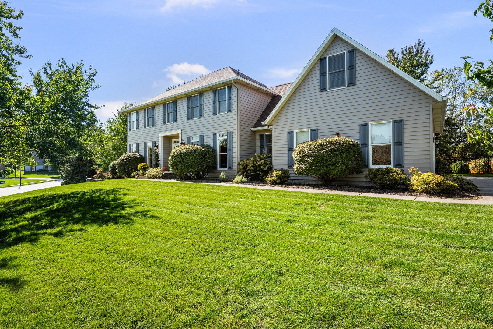 4338 Forest Road