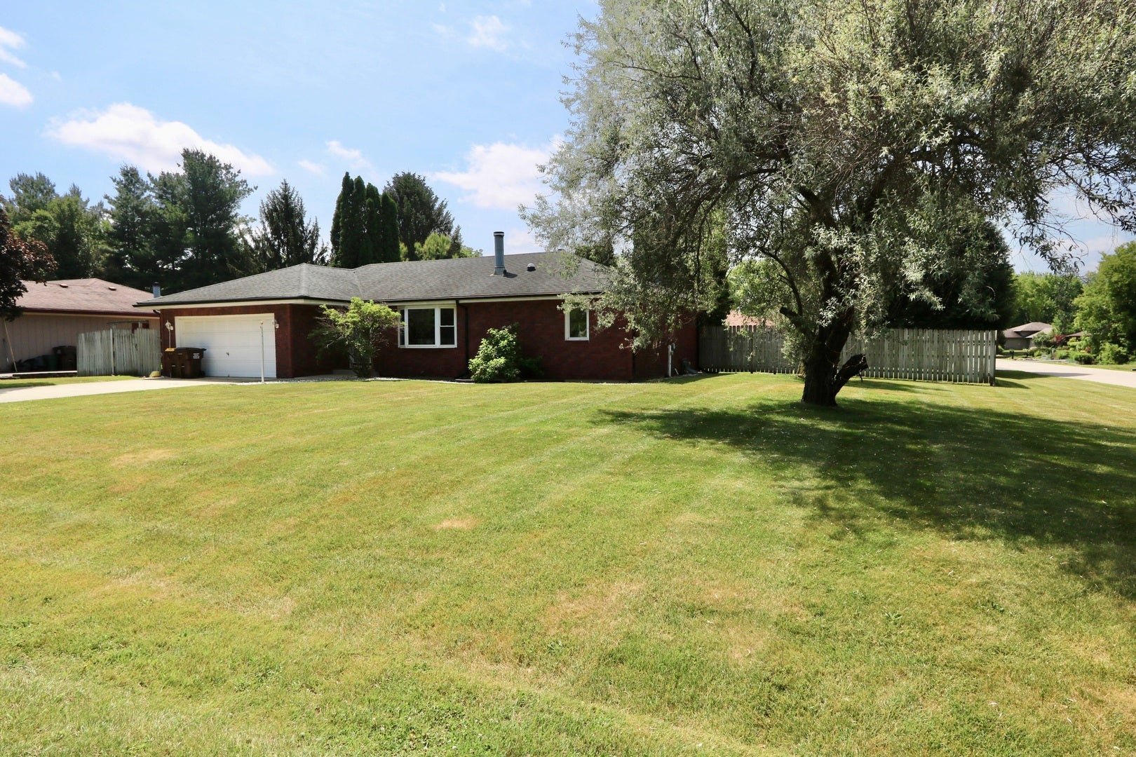6300 Weathervane Lane