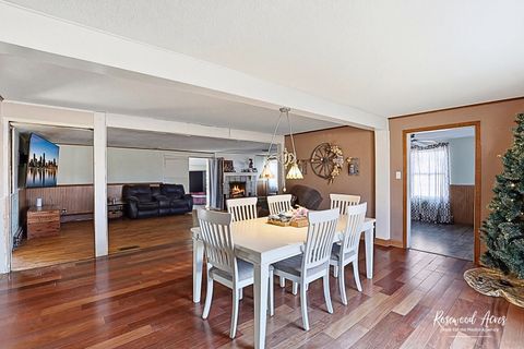 Tiny photo for 494 W Guertin Street, St. Anne, IL 60964 (MLS # 12578970)