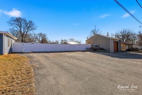 Tiny photo for 494 W Guertin Street, St. Anne, IL 60964 (MLS # 12578970)