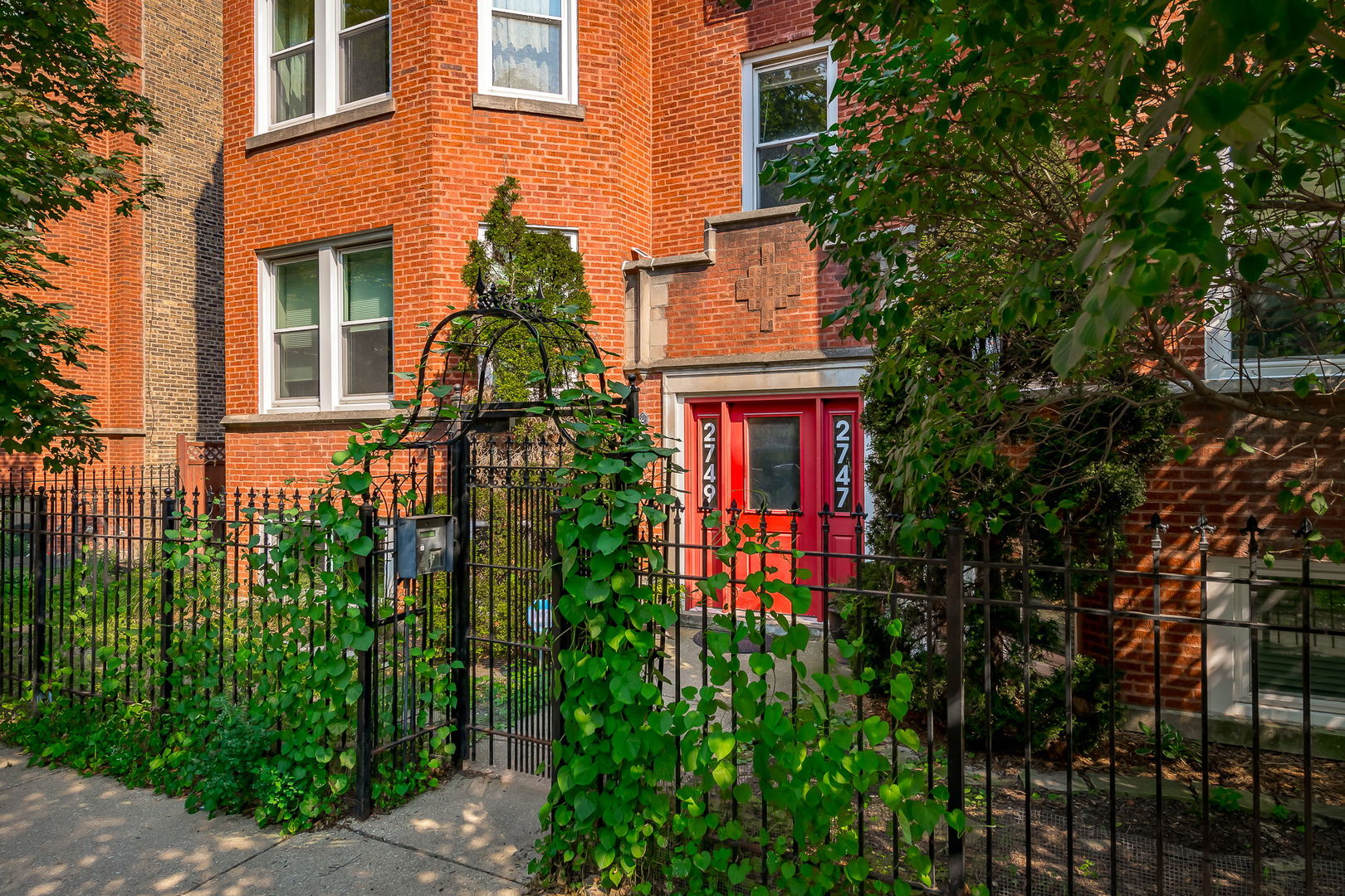 2749 N Spaulding Avenue GN