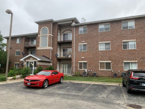 Photo of 881 N Swift Road #306, Addison, IL 60101 (MLS # 12727884)