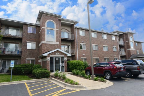 Tiny photo for 881 N Swift Road #306, Addison, IL 60101 (MLS # 12727884)