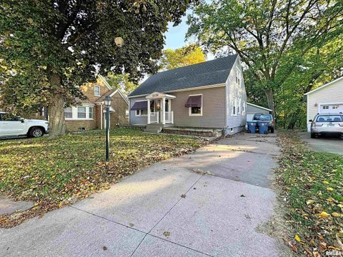 Tiny photo for 2130 10TH Street, East Moline, IL 61244 (MLS # QC4269036)