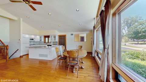 Tiny photo for 270 W Fremont Avenue, Elmhurst, IL 60126 (MLS # 12575317)