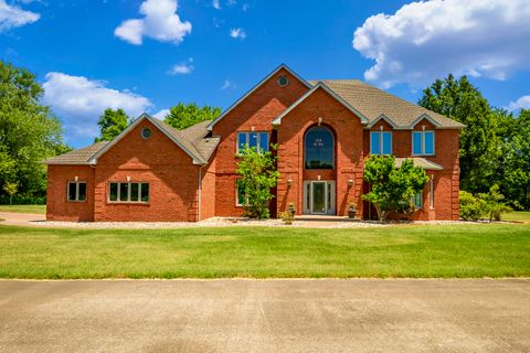 Photo of 12863 Bowling Alley Road, Benton, IL 62812 (MLS # 12662614)