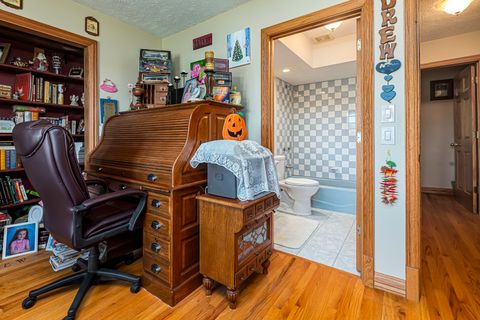 Tiny photo for 12863 Bowling Alley Road, Benton, IL 62812 (MLS # 12662614)