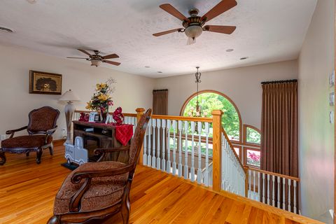 Tiny photo for 12863 Bowling Alley Road, Benton, IL 62812 (MLS # 12662614)