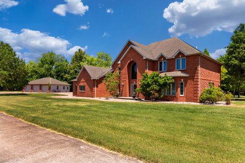 Tiny photo for 12863 Bowling Alley Road, Benton, IL 62812 (MLS # 12662614)
