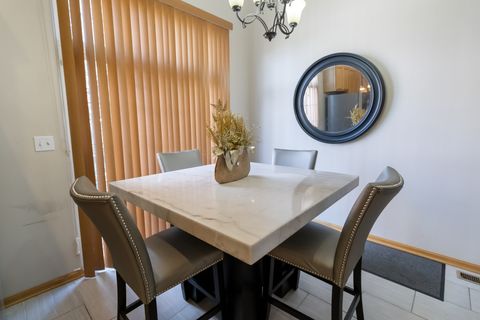 Tiny photo for 3785 W Columbus Avenue #4, Chicago, IL 60652 (MLS # 12503055)