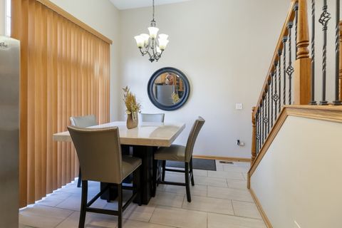 Tiny photo for 3785 W Columbus Avenue #4, Chicago, IL 60652 (MLS # 12503055)