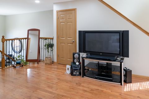 Tiny photo for 3785 W Columbus Avenue #4, Chicago, IL 60652 (MLS # 12503055)