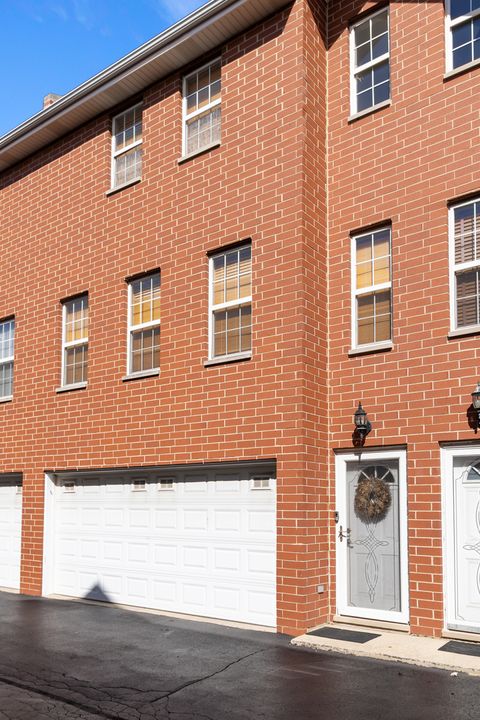 Photo of 3785 W Columbus Avenue #4, Chicago, IL 60652 (MLS # 12503055)