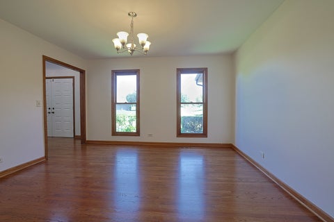 Tiny photo for 37 Mark Drive, Hawthorn Woods, IL 60047 (MLS # 12639126)