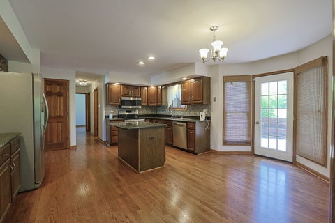 Tiny photo for 37 Mark Drive, Hawthorn Woods, IL 60047 (MLS # 12639126)