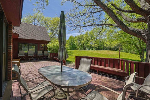 Tiny photo for 37 Mark Drive, Hawthorn Woods, IL 60047 (MLS # 12639126)