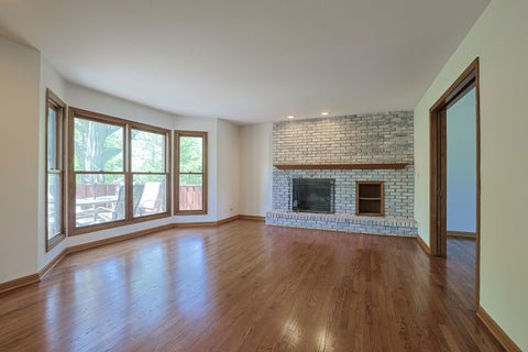Tiny photo for 37 Mark Drive, Hawthorn Woods, IL 60047 (MLS # 12639126)