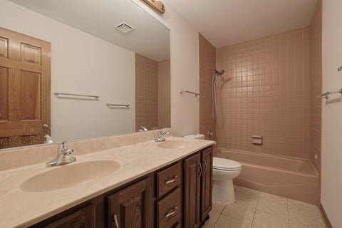 Tiny photo for 37 Mark Drive, Hawthorn Woods, IL 60047 (MLS # 12639126)