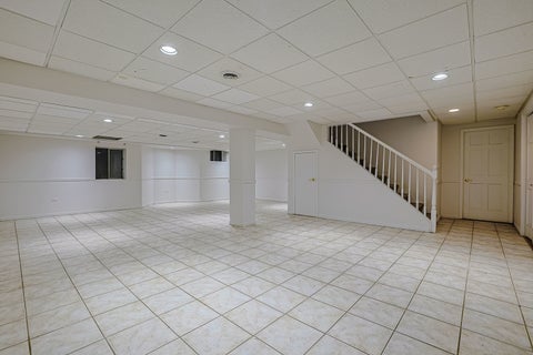 Tiny photo for 37 Mark Drive, Hawthorn Woods, IL 60047 (MLS # 12639126)
