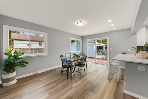 Tiny photo for 152 W Montana Avenue, Glendale Heights, IL 60139 (MLS # 12495612)