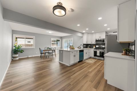 Tiny photo for 152 W Montana Avenue, Glendale Heights, IL 60139 (MLS # 12495612)