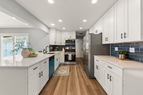 Tiny photo for 152 W Montana Avenue, Glendale Heights, IL 60139 (MLS # 12495612)