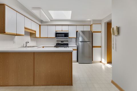 Tiny photo for 7120 N Milwaukee Avenue #702, Niles, IL 60714 (MLS # 12475507)