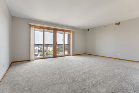 Tiny photo for 7120 N Milwaukee Avenue #702, Niles, IL 60714 (MLS # 12475507)