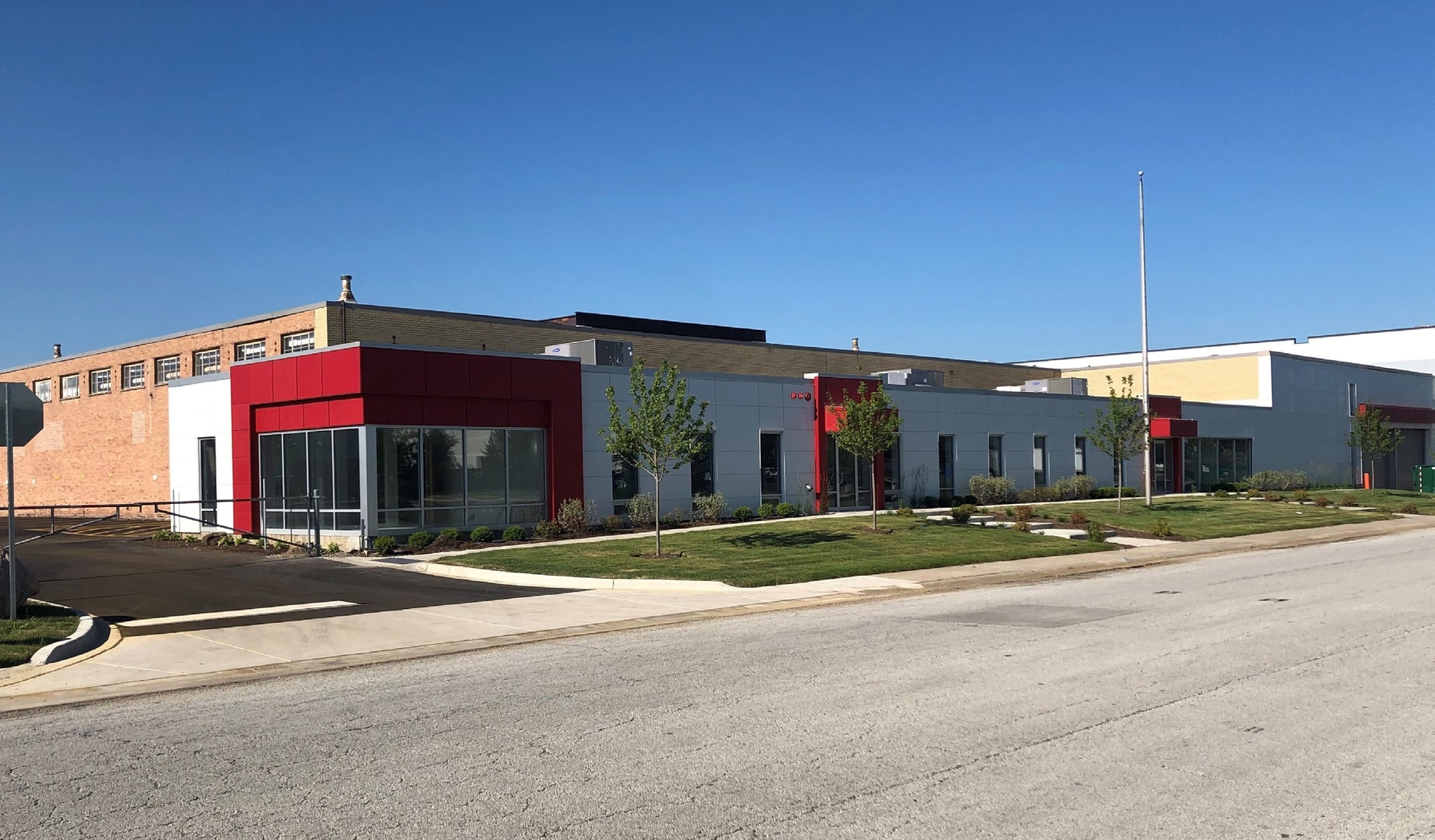 Photo 1 of 5 — 2101 Arthur Avenue, Elk Grove Village, IL 60007