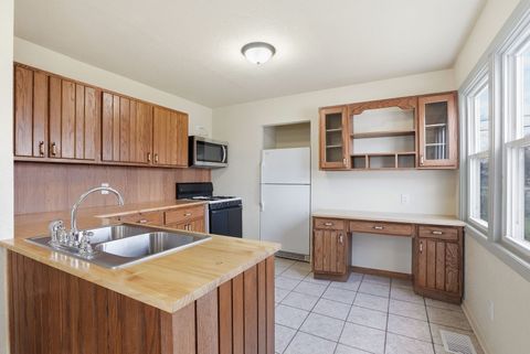 Tiny photo for 1 Louis Road, Joliet, IL 60433 (MLS # 12613199)