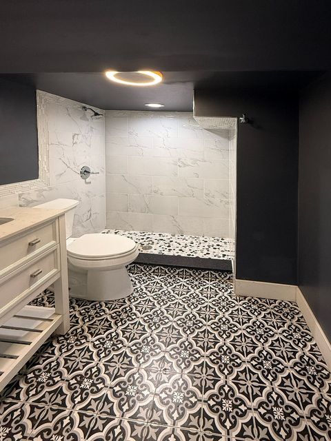 Tiny photo for 10726 S Mackinaw Avenue, Chicago, IL 60617 (MLS # 12573023)