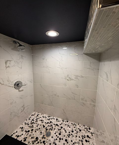 Tiny photo for 10726 S Mackinaw Avenue, Chicago, IL 60617 (MLS # 12573023)