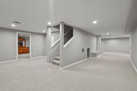 Tiny photo for 1940 Morningview Drive, Hoffman Estates, IL 60192 (MLS # 12550744)