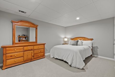 Tiny photo for 1940 Morningview Drive, Hoffman Estates, IL 60192 (MLS # 12550744)