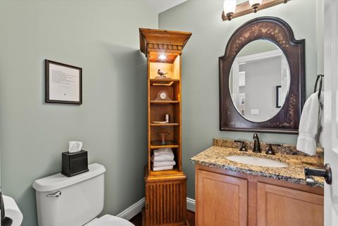 Tiny photo for 1940 Morningview Drive, Hoffman Estates, IL 60192 (MLS # 12550744)