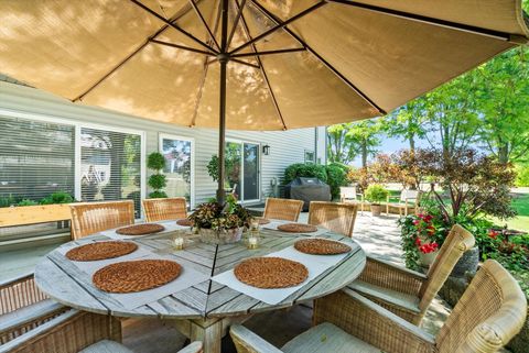 Tiny photo for 1940 Morningview Drive, Hoffman Estates, IL 60192 (MLS # 12550744)