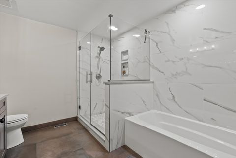 Tiny photo for 1940 Morningview Drive, Hoffman Estates, IL 60192 (MLS # 12550744)