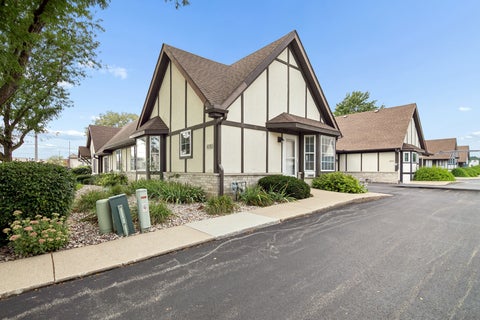 Tiny photo for 1880 Willow Circle Drive, Crest Hill, IL 60403 (MLS # 12750294)