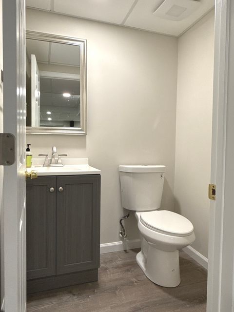 Tiny photo for 886 Saugatuck Trail, Vernon Hills, IL 60061 (MLS # 12612657)