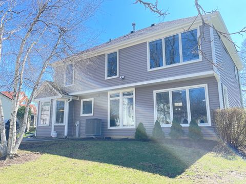Tiny photo for 886 Saugatuck Trail, Vernon Hills, IL 60061 (MLS # 12612657)