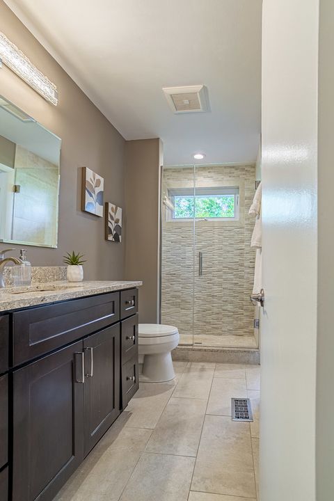 Tiny photo for 210 Yarmouth Road, Elk Grove Village, IL 60007 (MLS # 12498408)