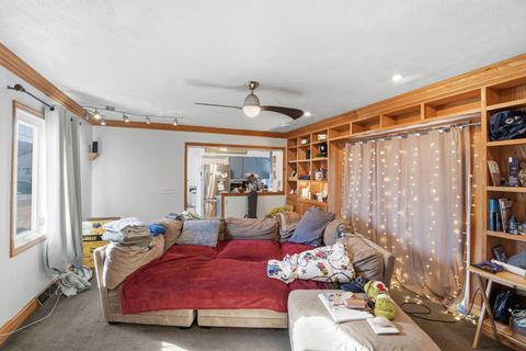 Tiny photo for 1228 Dover Court, Davenport, IA 52803 (MLS # 12581434)