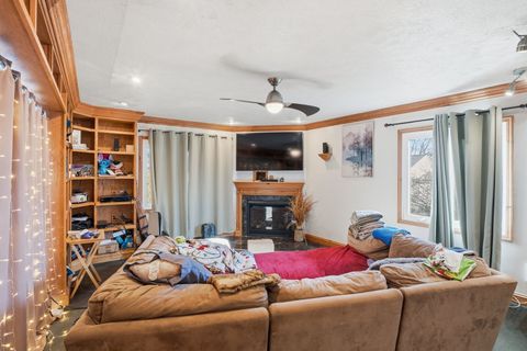 Tiny photo for 1228 Dover Court, Davenport, IA 52803 (MLS # 12581434)